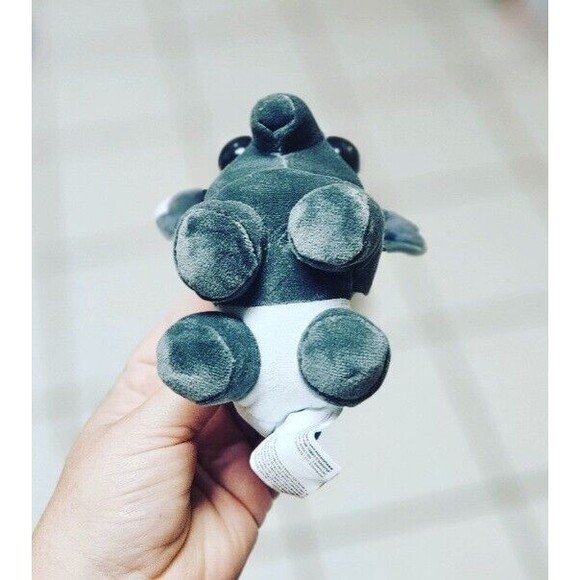 2024 Adopt Me! 5" Surprise Plush Pets Series 4 Common Malayan Tapir Plush - Picture 7 of 10